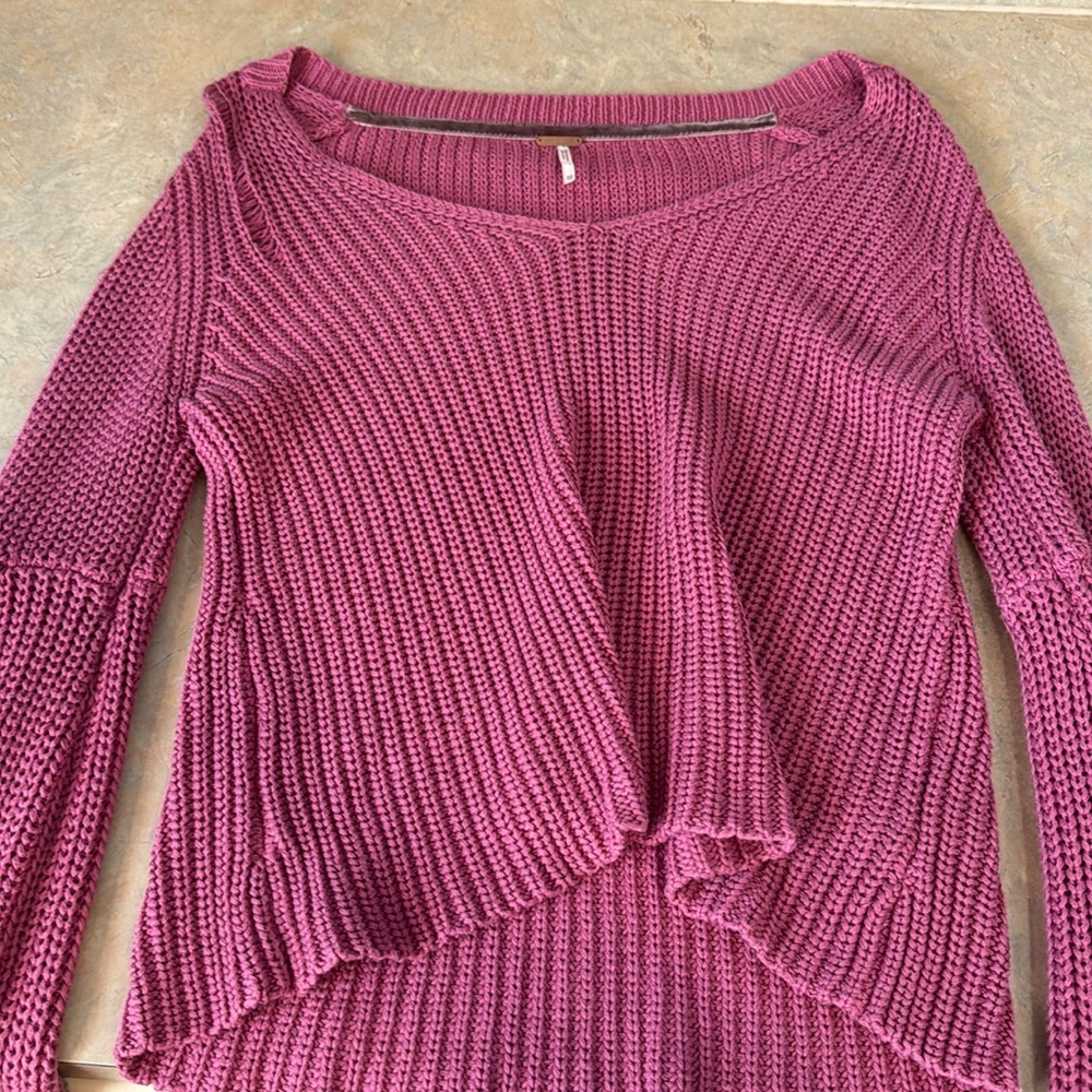 Free People Rose Pink Bell Sleeve Sweater.  Size XS but fits a small/medium.